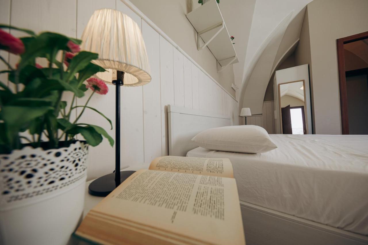 Le Terrazze B&B ปุลซาโน ภายนอก รูปภาพ