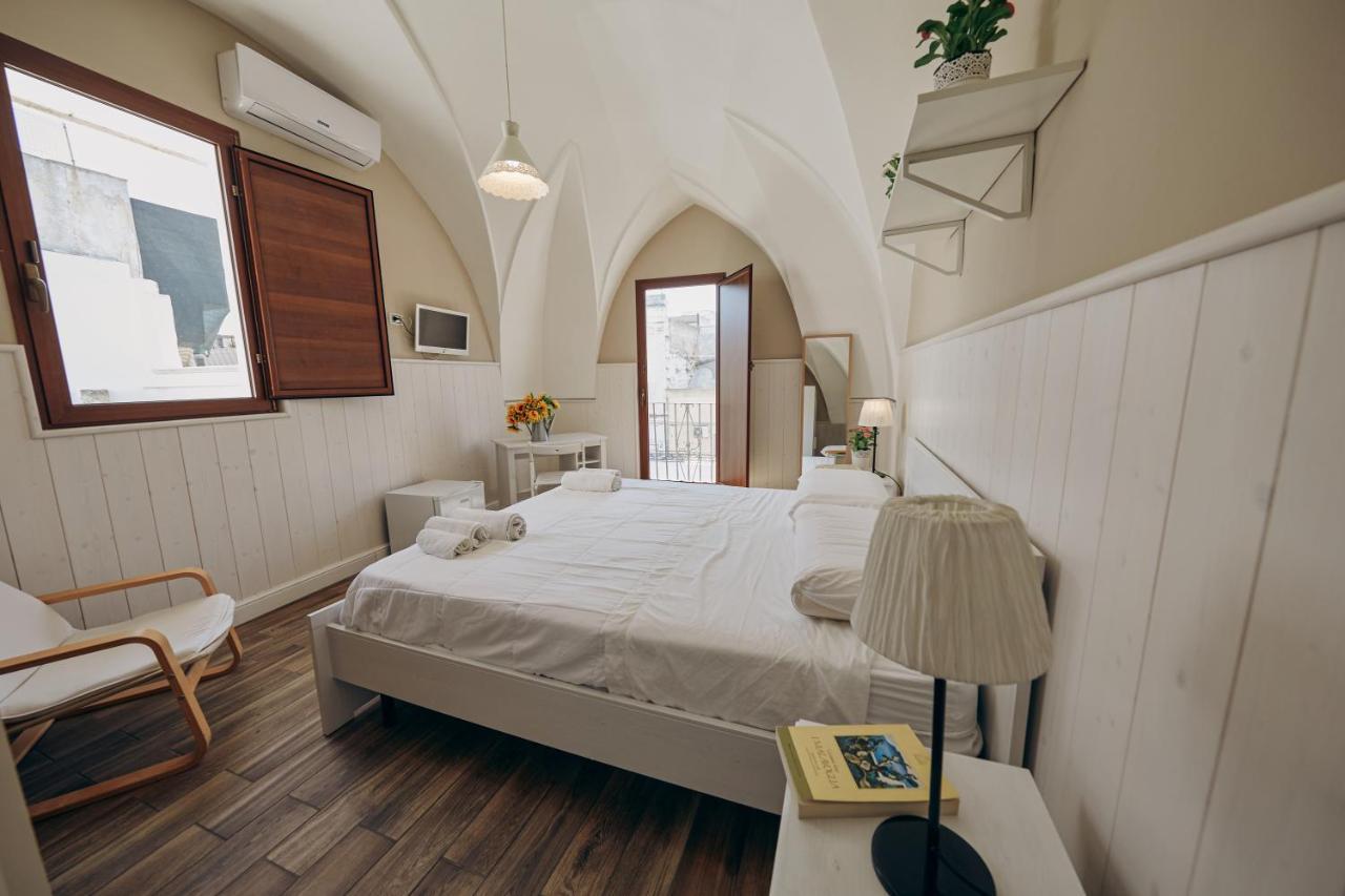 Le Terrazze B&B ปุลซาโน ภายนอก รูปภาพ