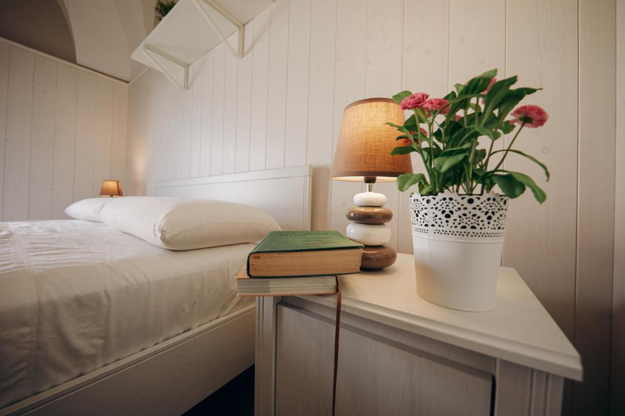 Le Terrazze B&B ปุลซาโน ภายนอก รูปภาพ