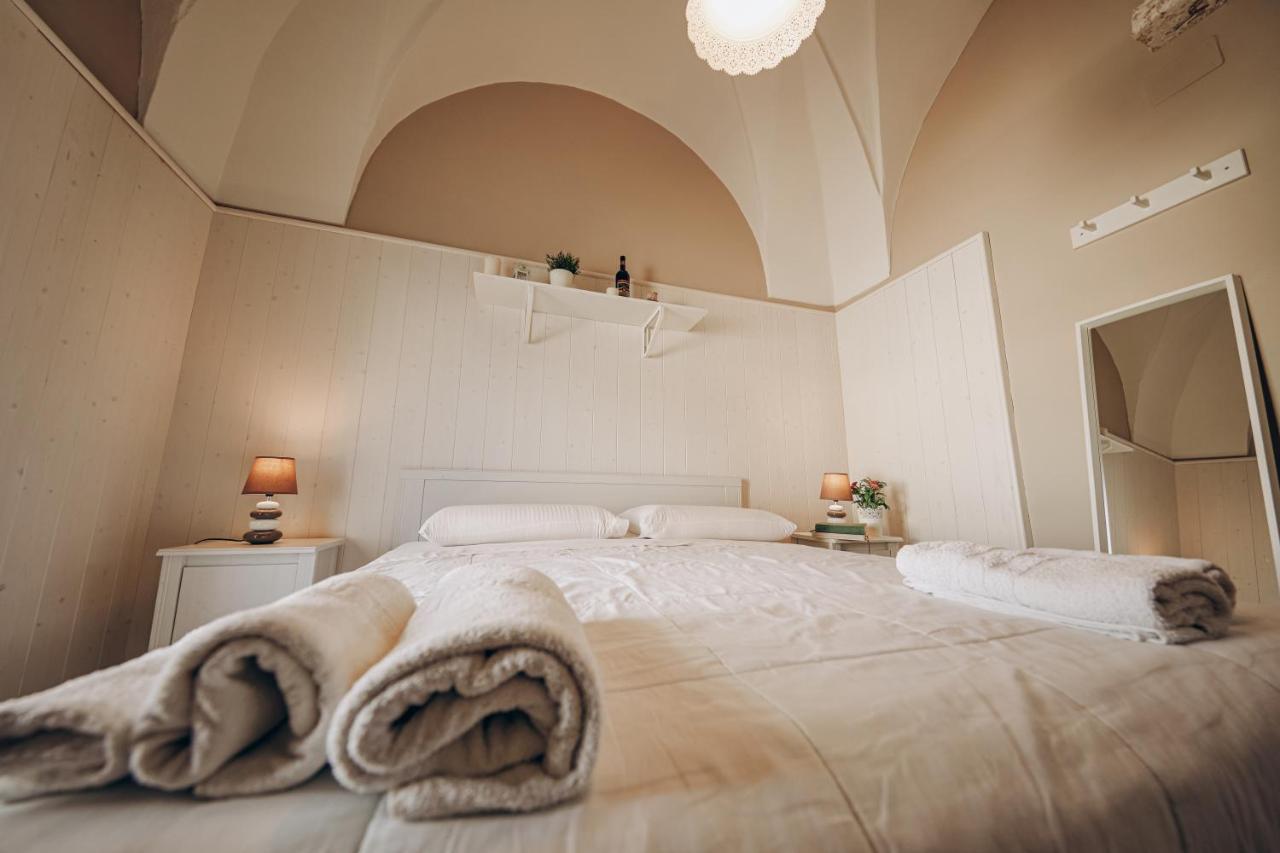 Le Terrazze B&B ปุลซาโน ภายนอก รูปภาพ